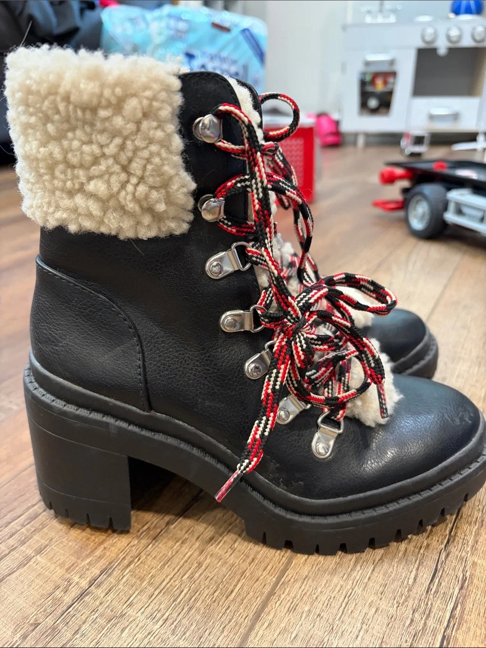 Target Black Winter Boots with Cream Shearling and Red-Black Laces